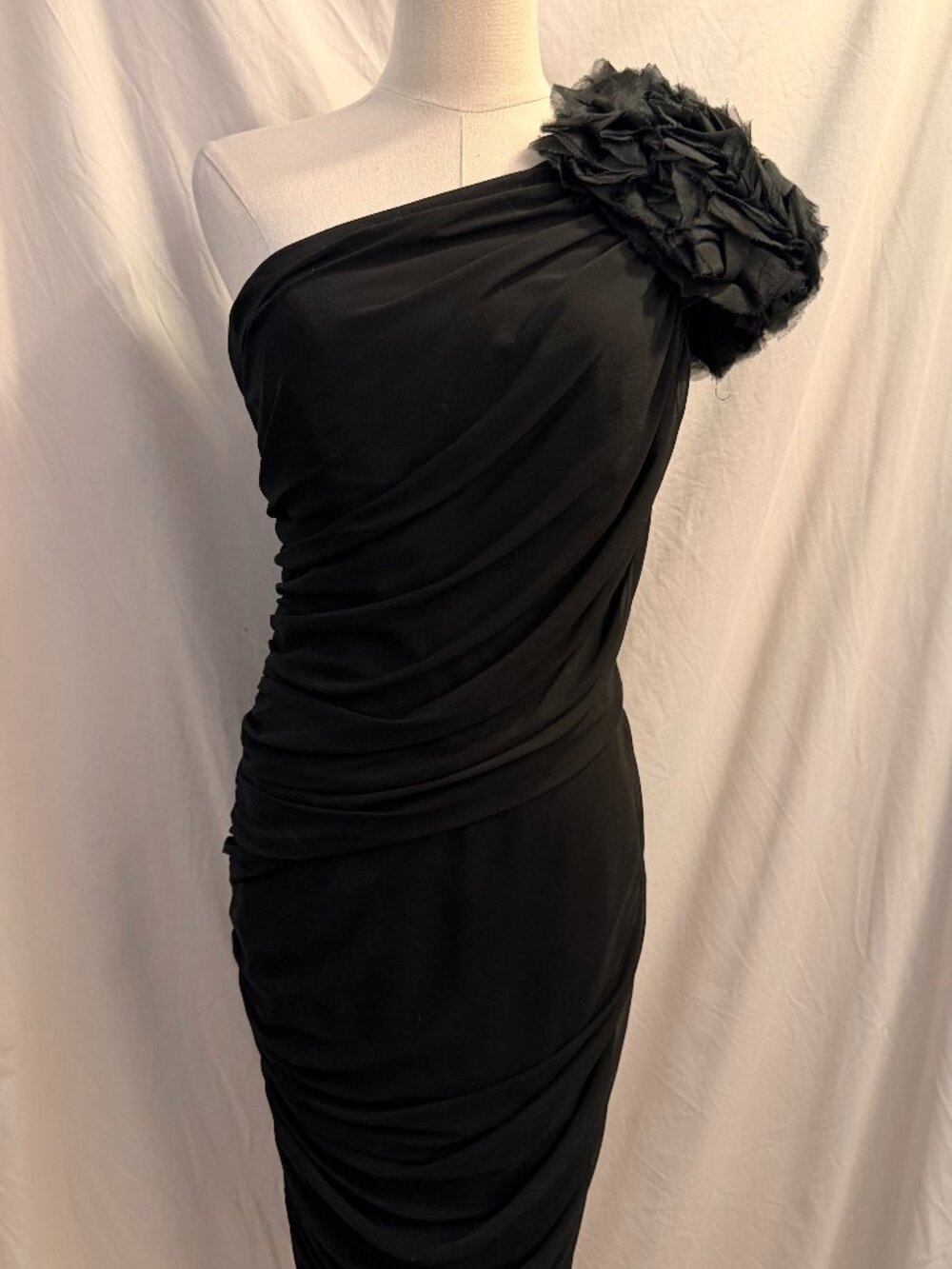 Tadashi Shoji One Shoulder Floral Appliqué Cocktail Dress Size 2